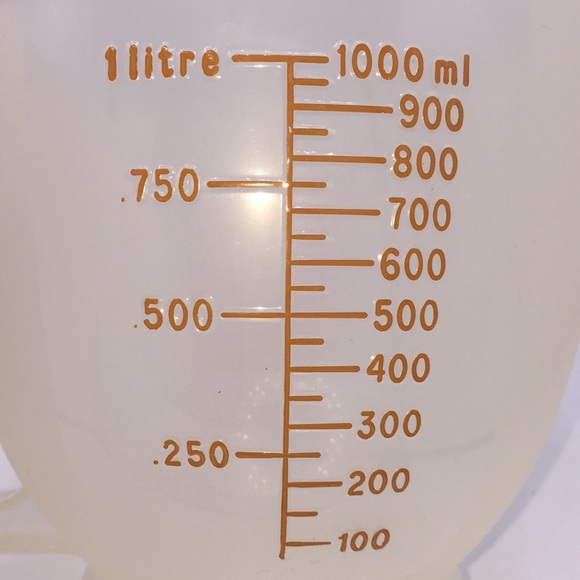Tupperware Mix N Store Measuring Pitcher 4 Cup 1288-6 Vintage Clear & Or… - Picture 10 of 11
